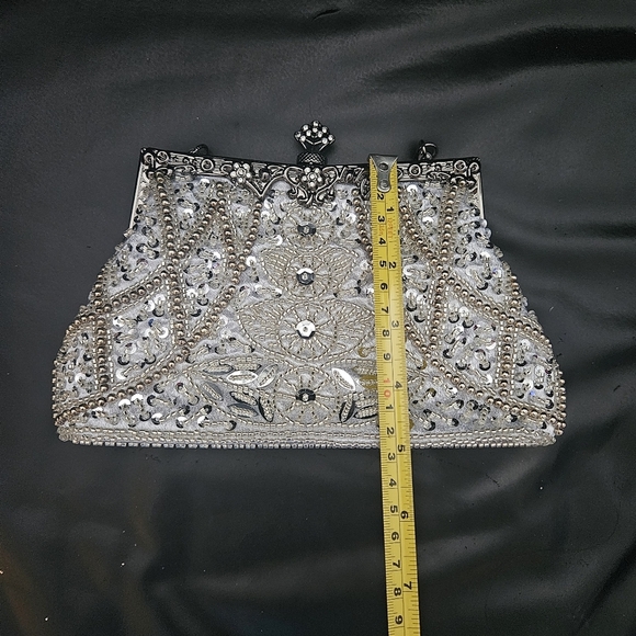 Vintage Elegant Silver Embroidered Studded Embellished Formal Handbag Gun Metal - Picture 8 of 10